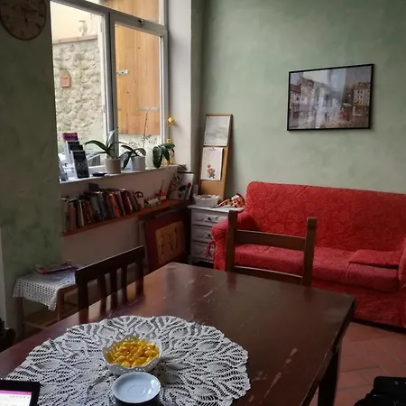 招待所 Casa Corsi 2*